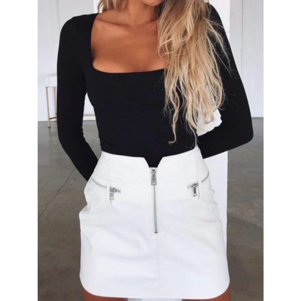 Tiger Mist White Mini Skirt with Silver Zippers